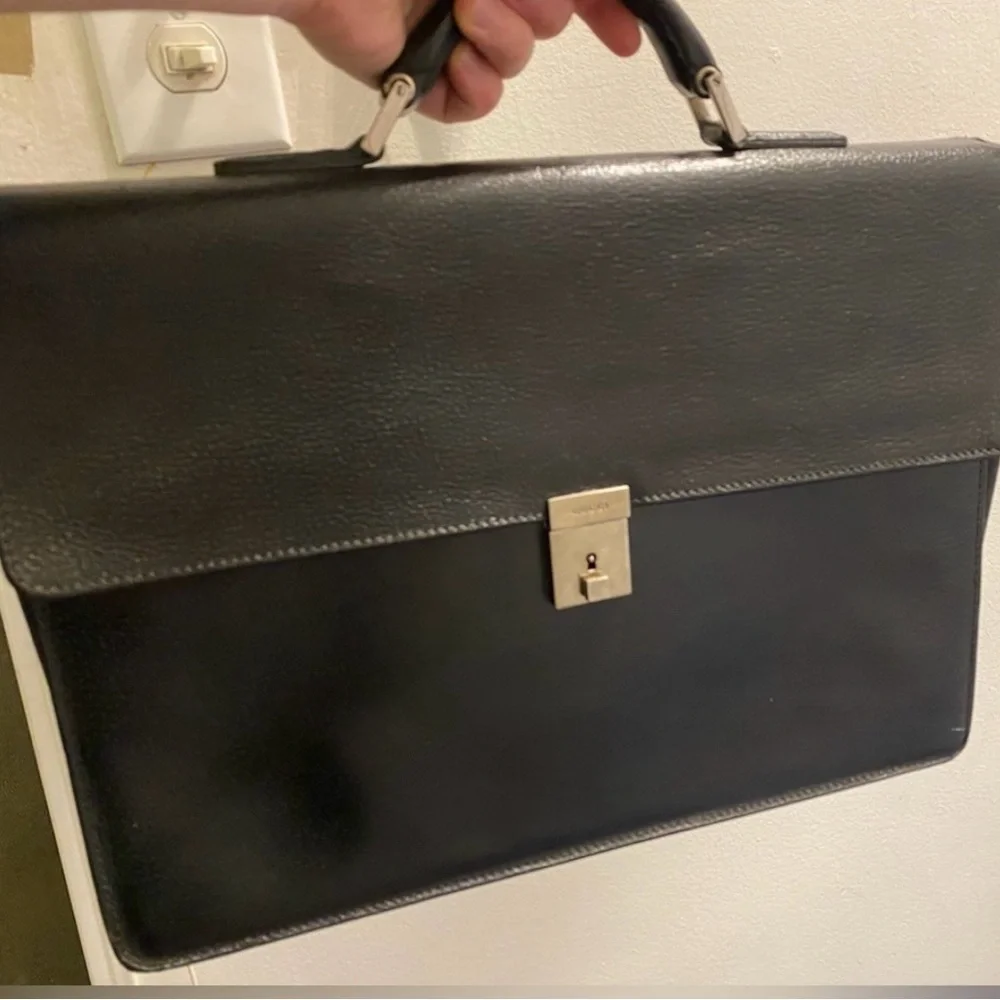 Gucci leather briefcase in great condition